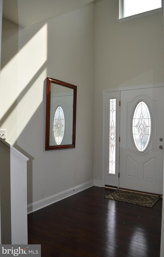 16 Roberts Ave, Baltimore, MD 21228-3136