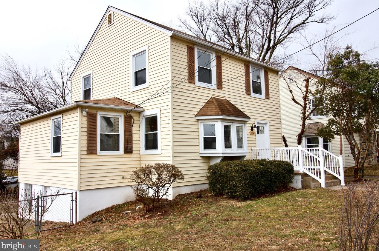 1247 Greystone Rd, Baltimore, MD 21227-2302