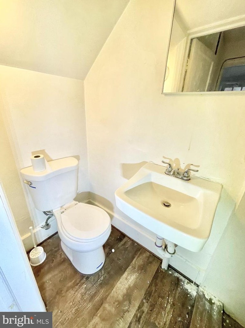 8530 Chestnut Oak Rd, Baltimore, MD 21234-3702