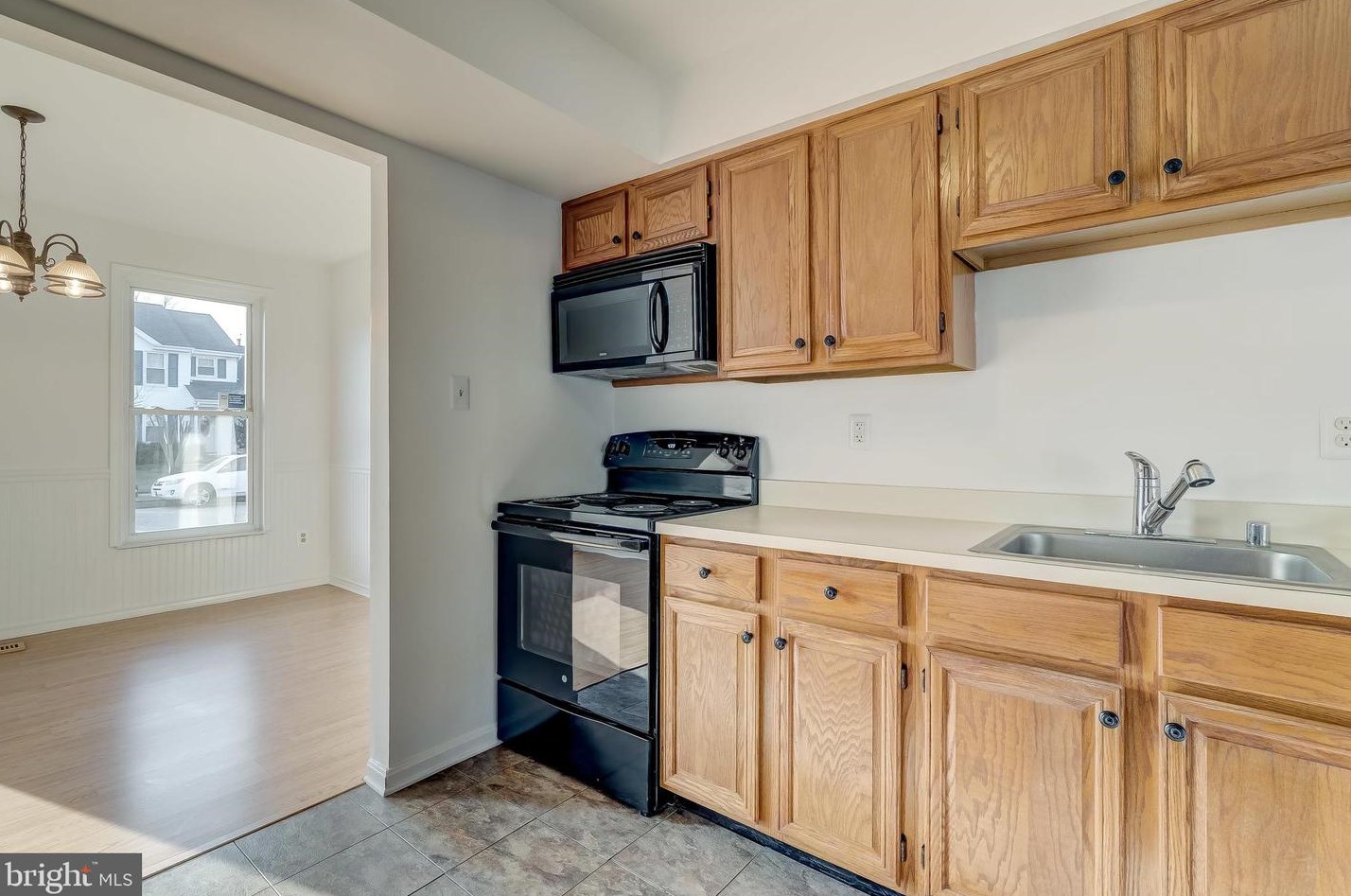 4408 Fieldgreen Rd, Baltimore MD 21236-1815 exterior