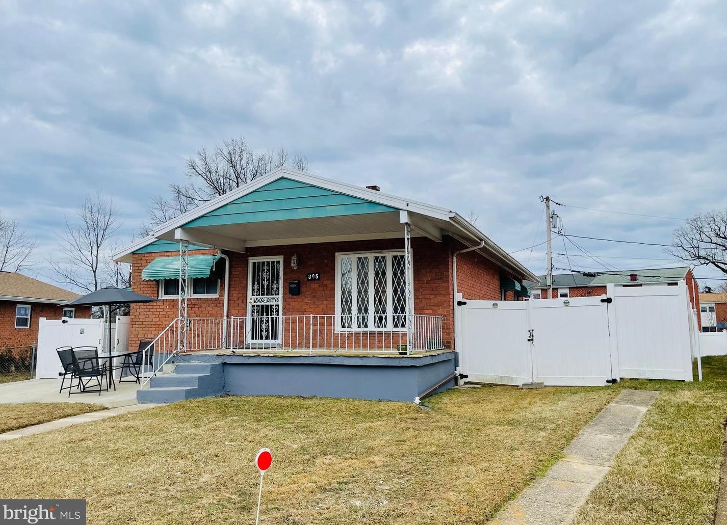 805 Bobby Rd, Baltimore, MD 21228-3129