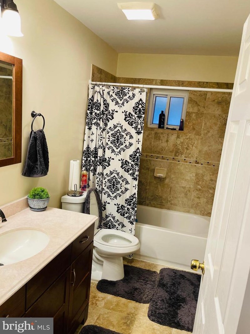 805 Bobby Rd, Baltimore MD  21228-3129 exterior