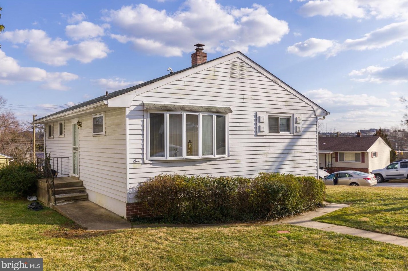 1 Bright Cir, Baltimore, MD 21207-4202
