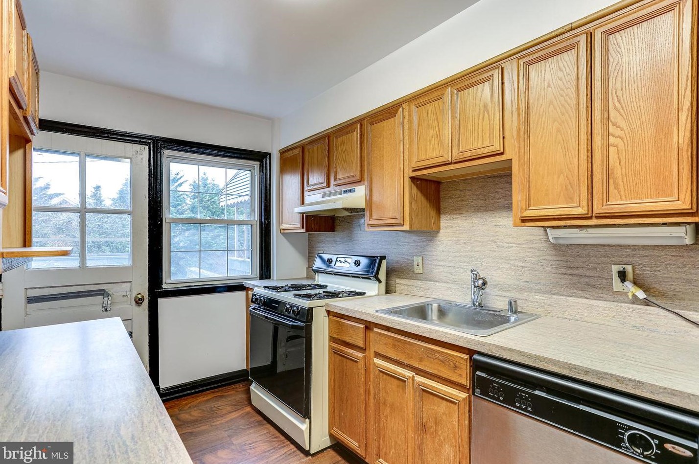405 Whitfield Rd, Baltimore, MD 21228-1809