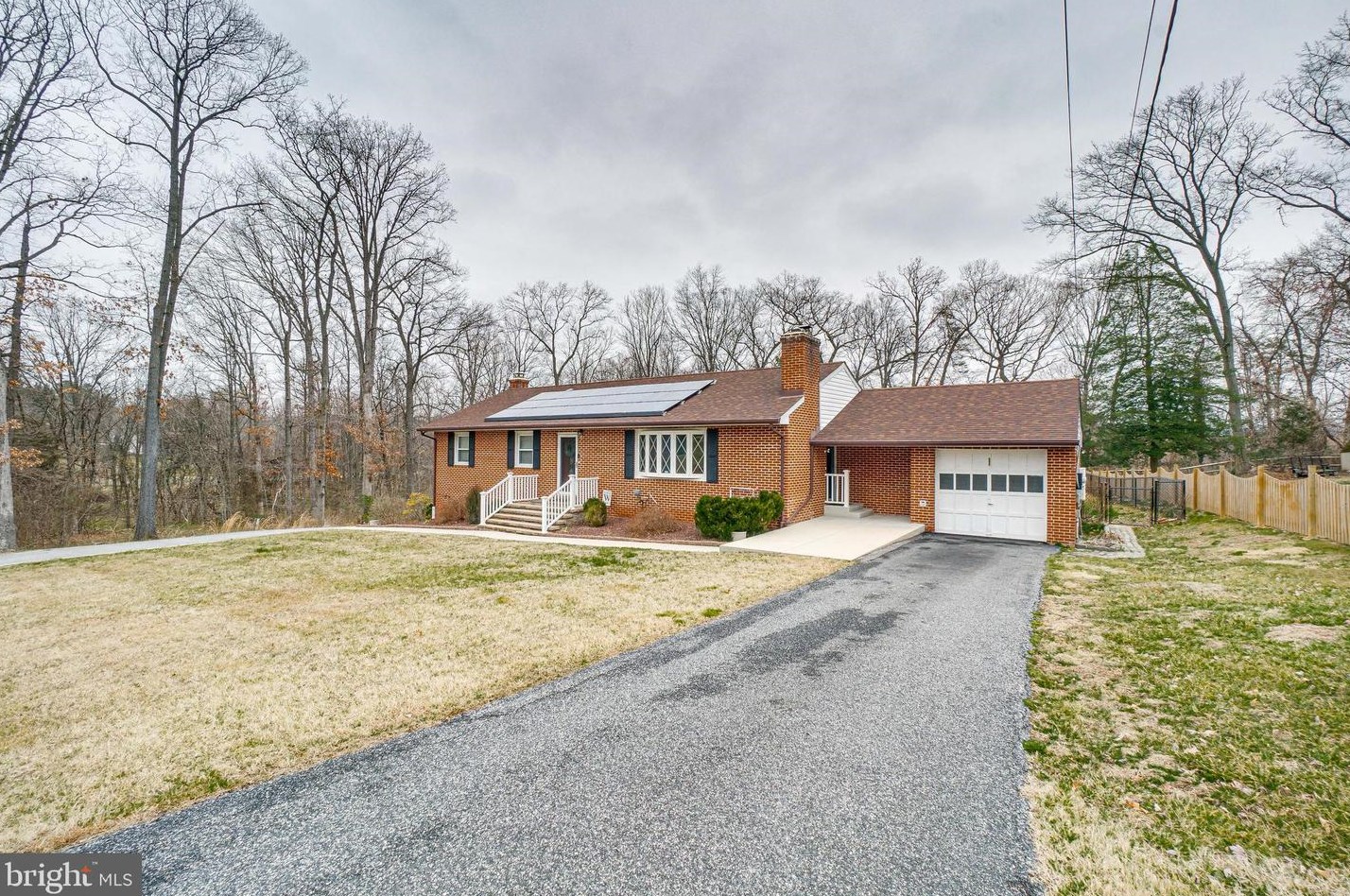 7801 Babikow Rd, Baltimore, MD 21237-3305