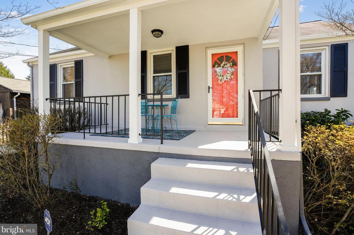 2005 Norhurst Way, Baltimore, MD 21228-4115