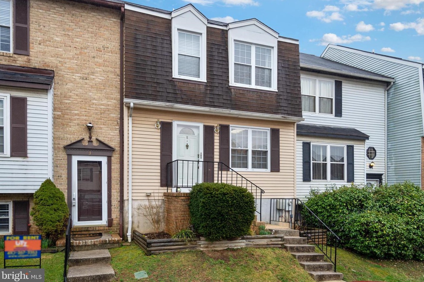 5 Piedmont Ct, Baltimore, MD 21227-4214
