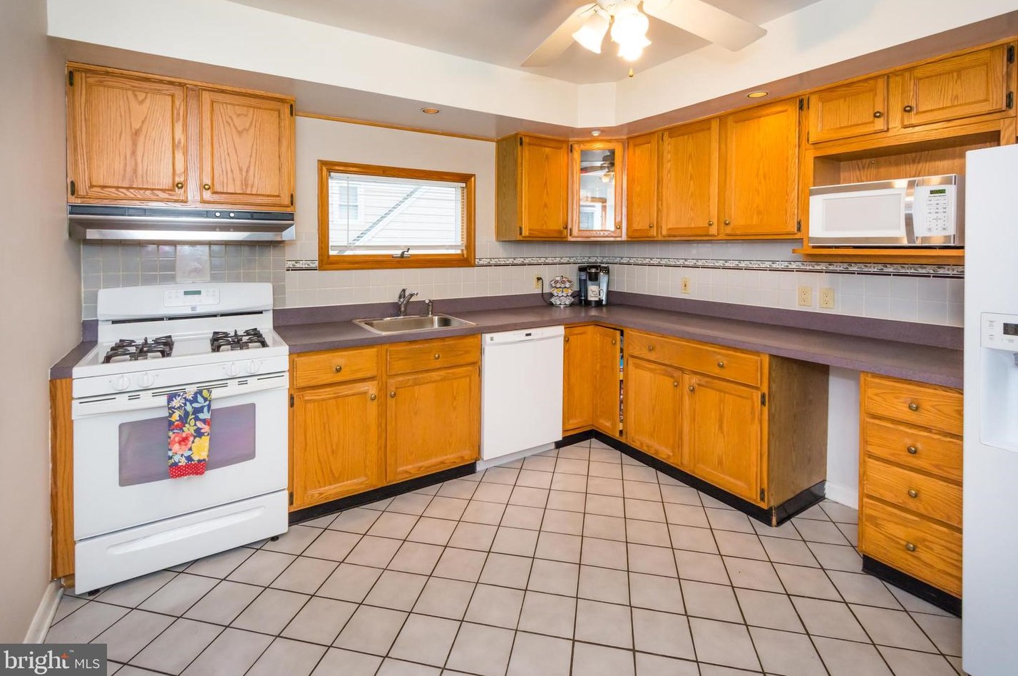 3037 California Ave, Baltimore MD  21234-4104 exterior