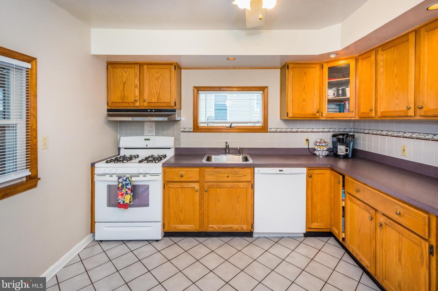3037 California Ave, Baltimore MD  21234-4104 exterior