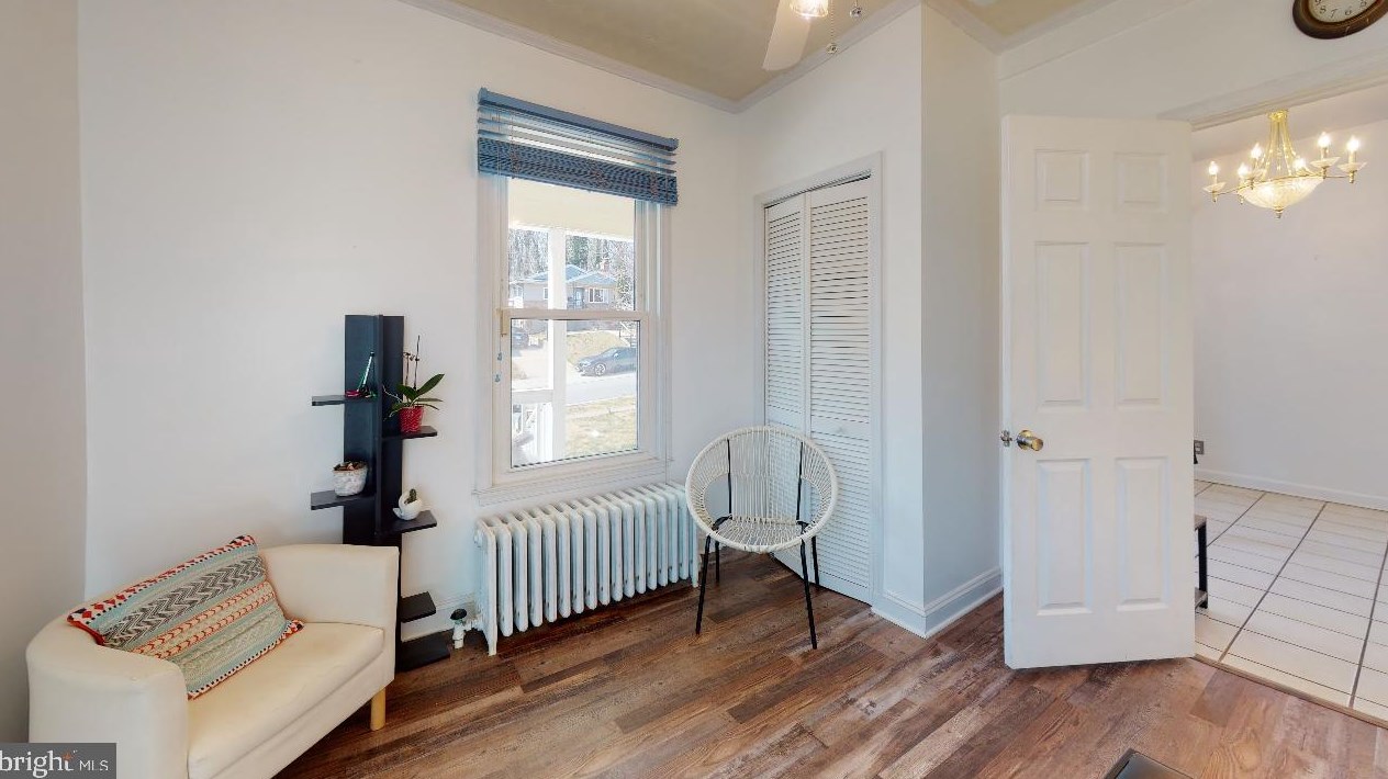 11 Prospect Ave, Baltimore MD  21228-3532 exterior