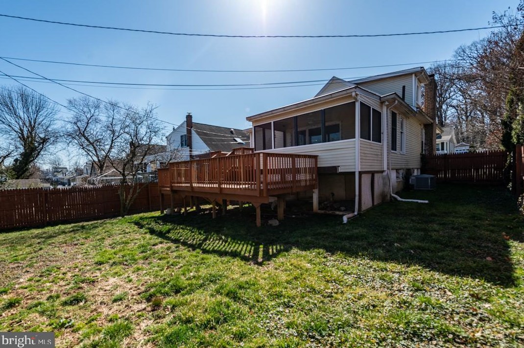 11 Prospect Ave, Baltimore MD  21228-3532 exterior