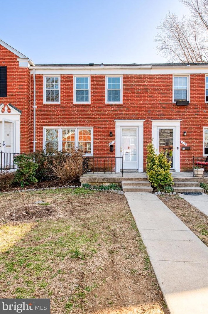 1521 Cottage Ln, Baltimore, MD 21286-8013