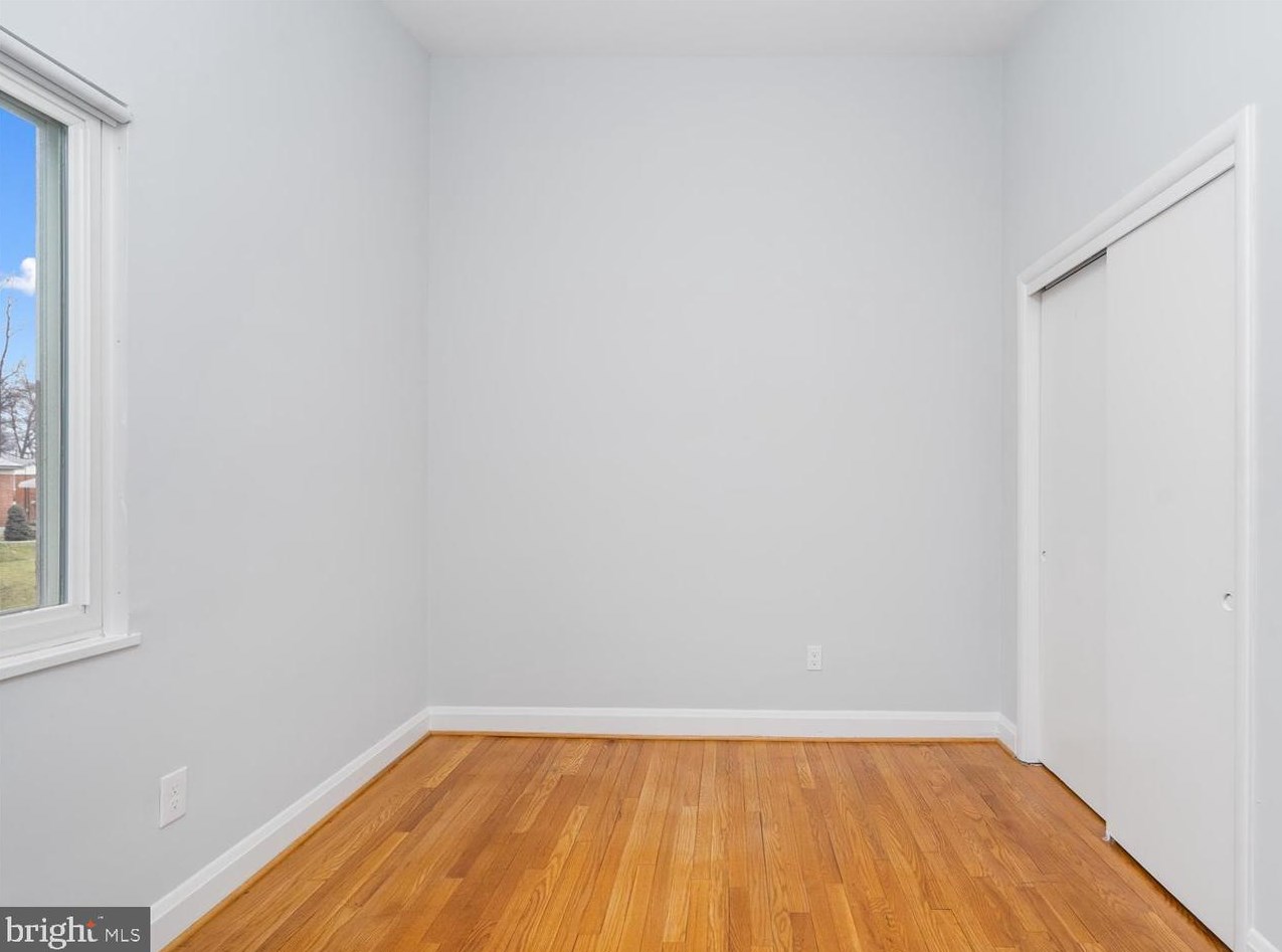 6616 Dalton Dr, Baltimore MD  21207-6440 exterior