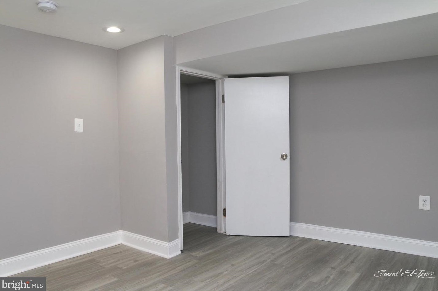819 Edmondson Ave, Baltimore MD  21201-1404 exterior