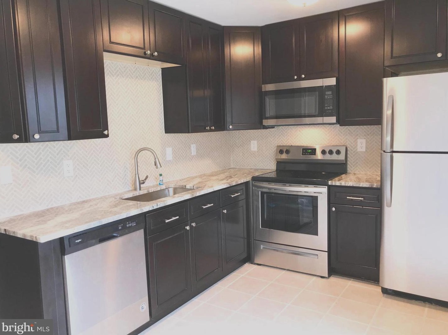 16 Nakota Ct, Baltimore, MD 21220-3665