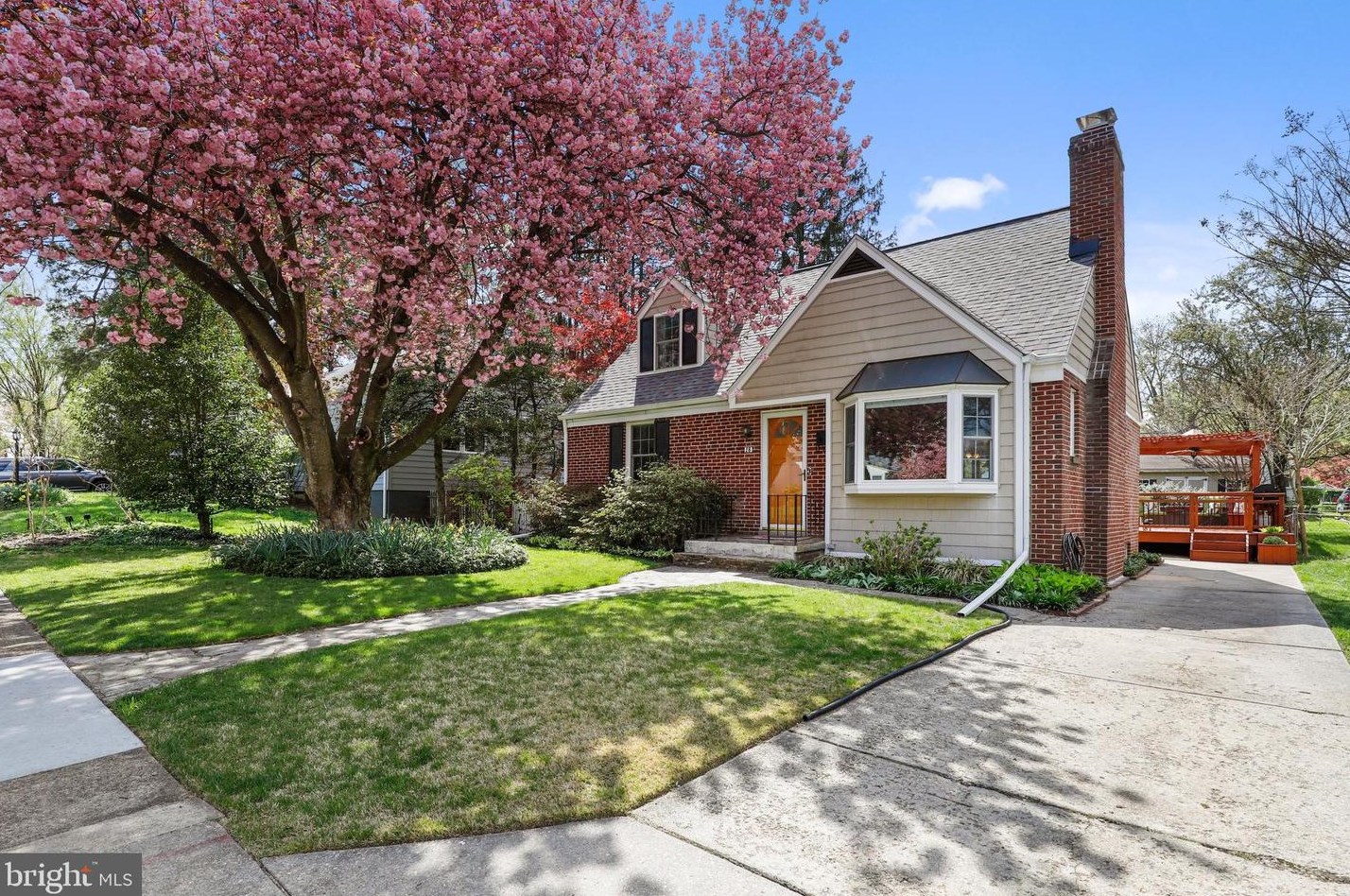 18 Dunmore Rd, Baltimore, MD 21228-3407