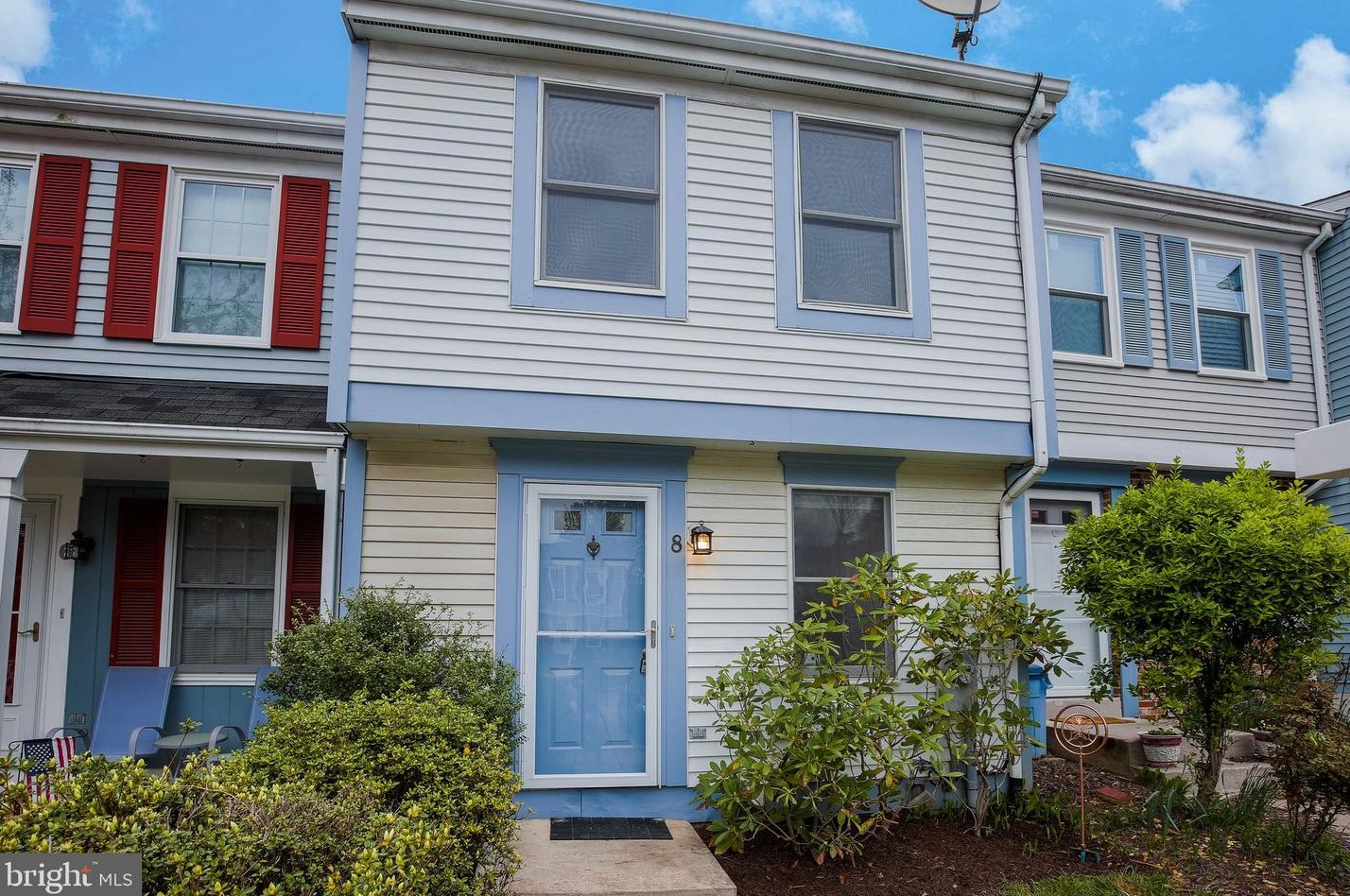8 Verity Ct, Baltimore, MD 21236-2551