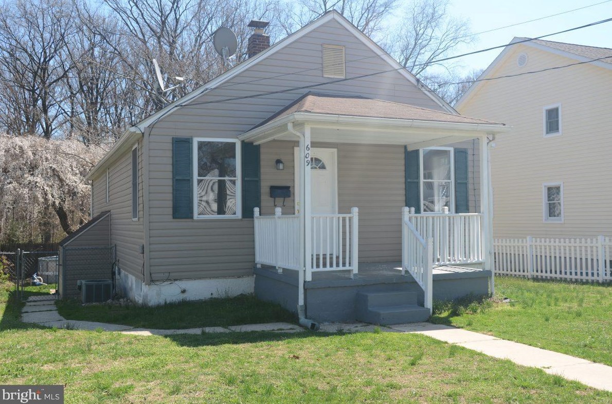 609 Stuart St, Baltimore, MD 21221-4832