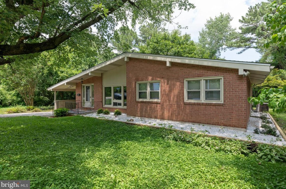 804 Cromwell Bridge Rd, Baltimore, MD 21286-3320