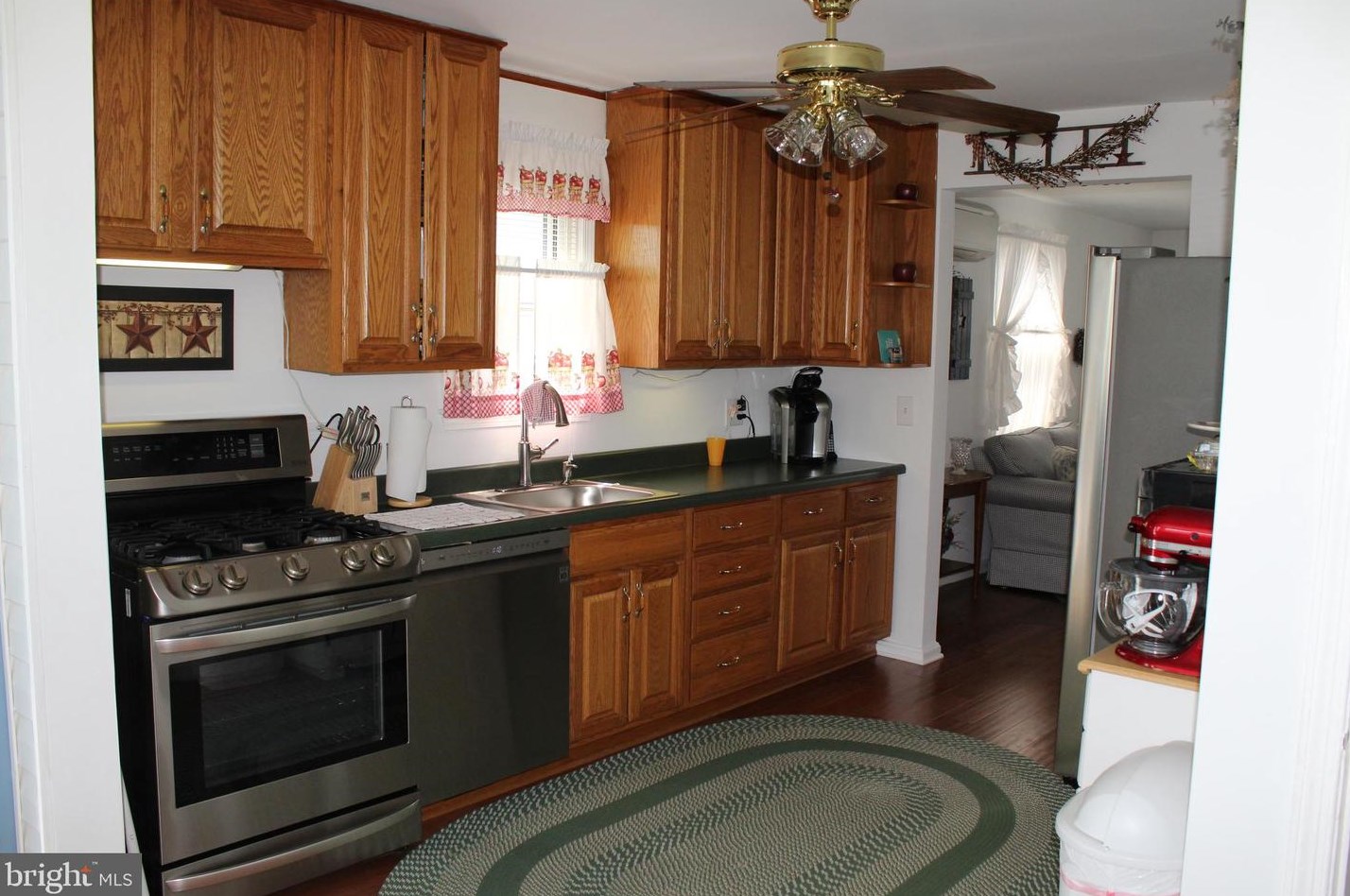 7853 Birmingham Ave, Baltimore MD  21234-5405 exterior