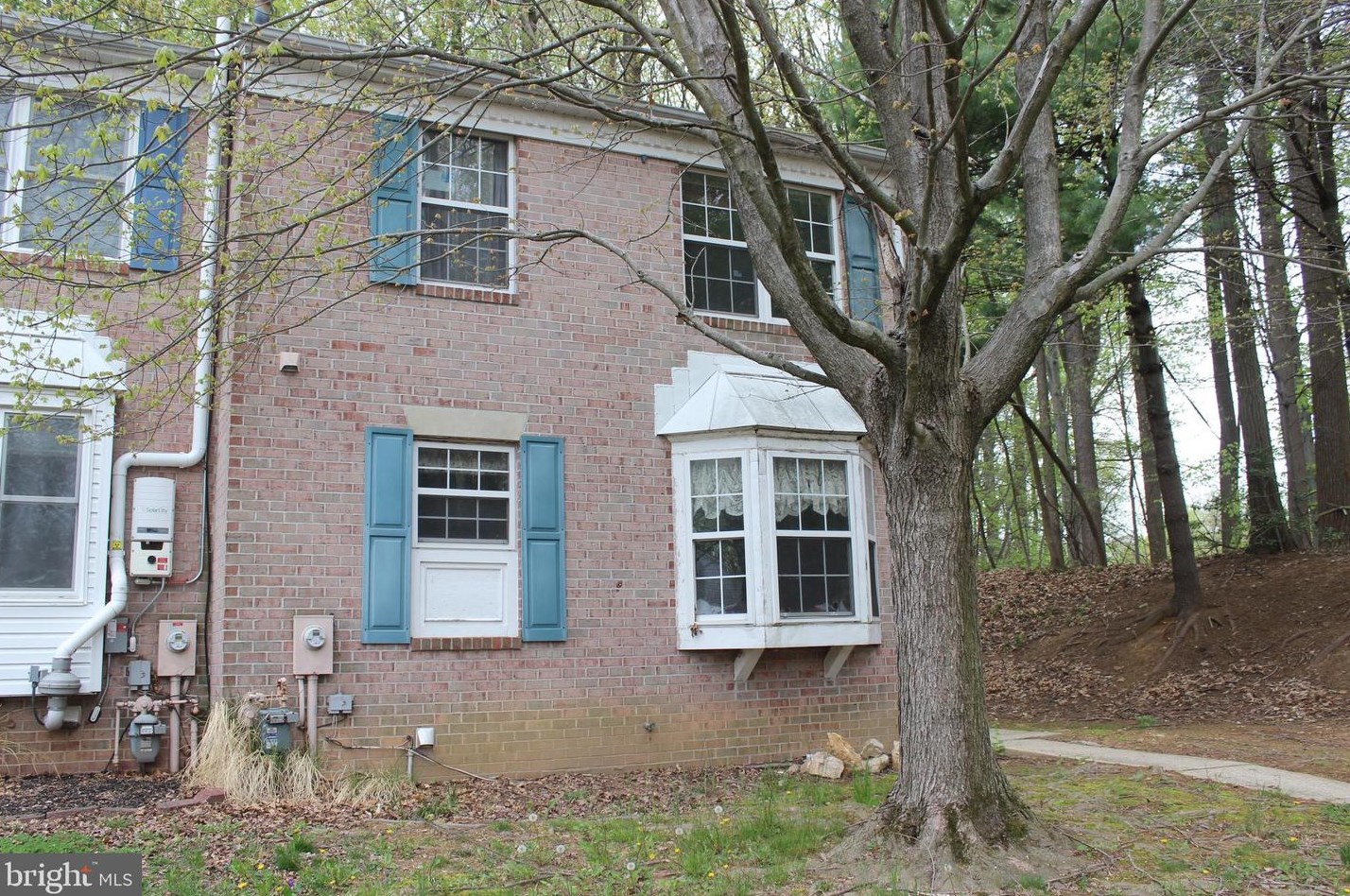 2 Cedar Chip Ct, Baltimore, MD 21234-8036
