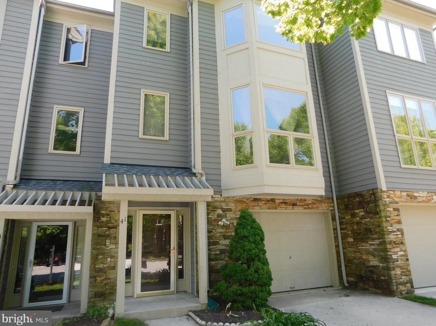 41 Stridesham Ct, Baltimore MD  21209-5301 exterior