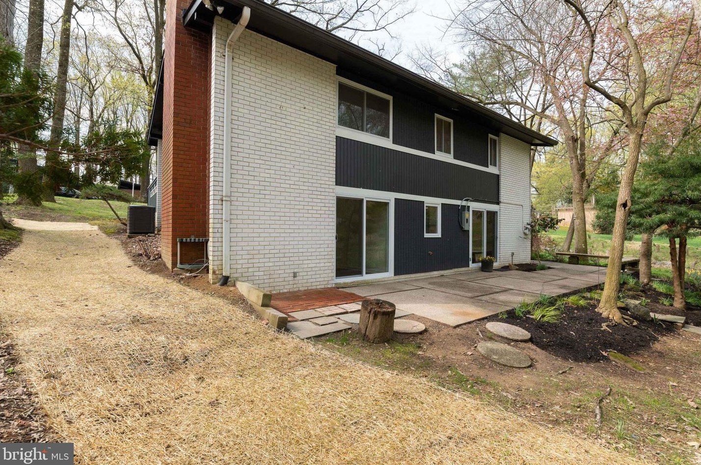 3422 Philips Dr, Baltimore MD  21208-1826 exterior