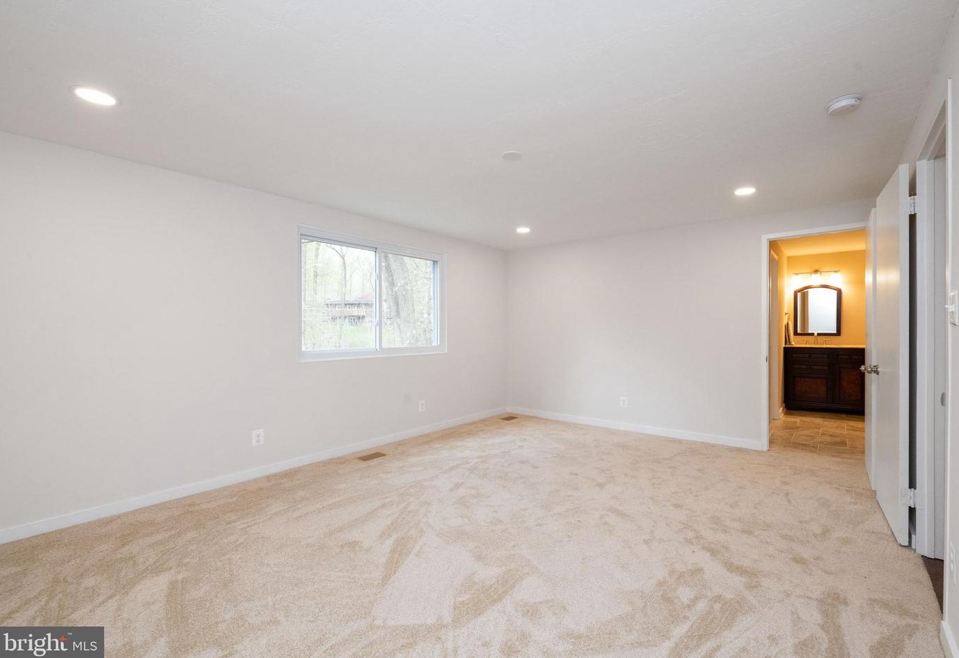 3422 Philips Dr, Baltimore MD  21208-1826 exterior