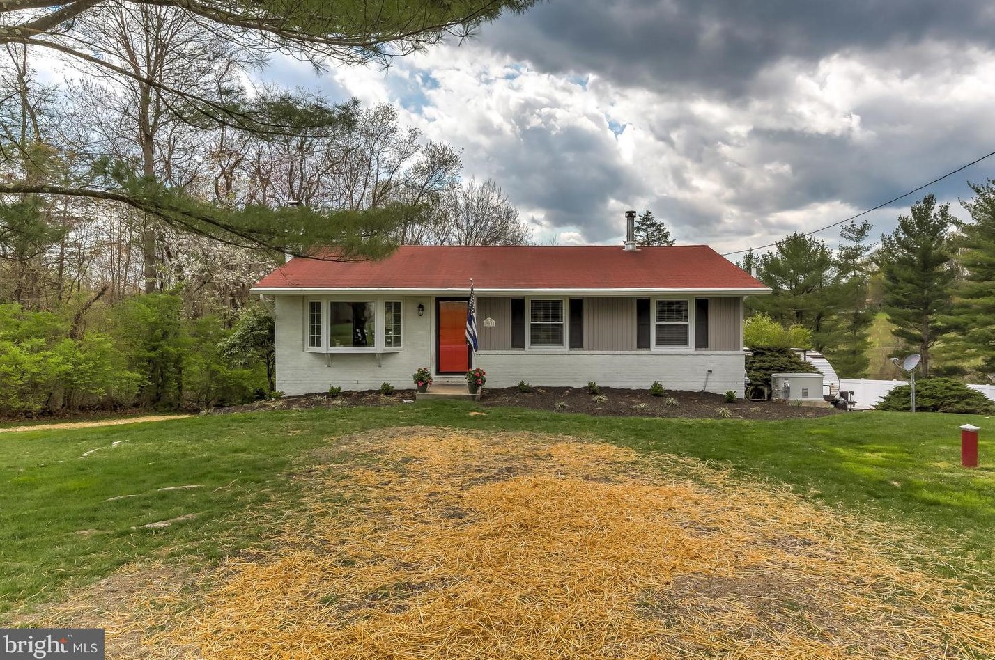 19530 Resh Mill Rd, Hampstead, MD 21074-2714