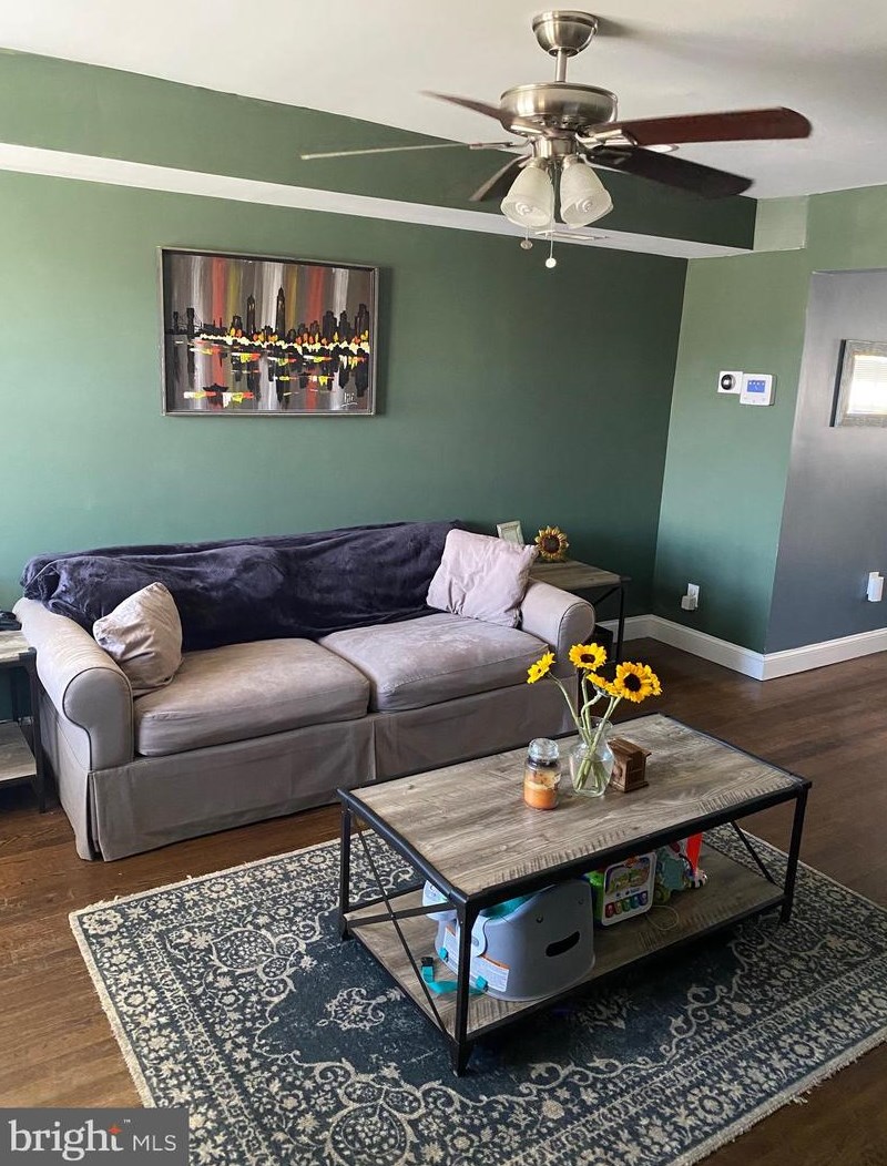 5439 Channing Rd, Baltimore, MD 21229-1005