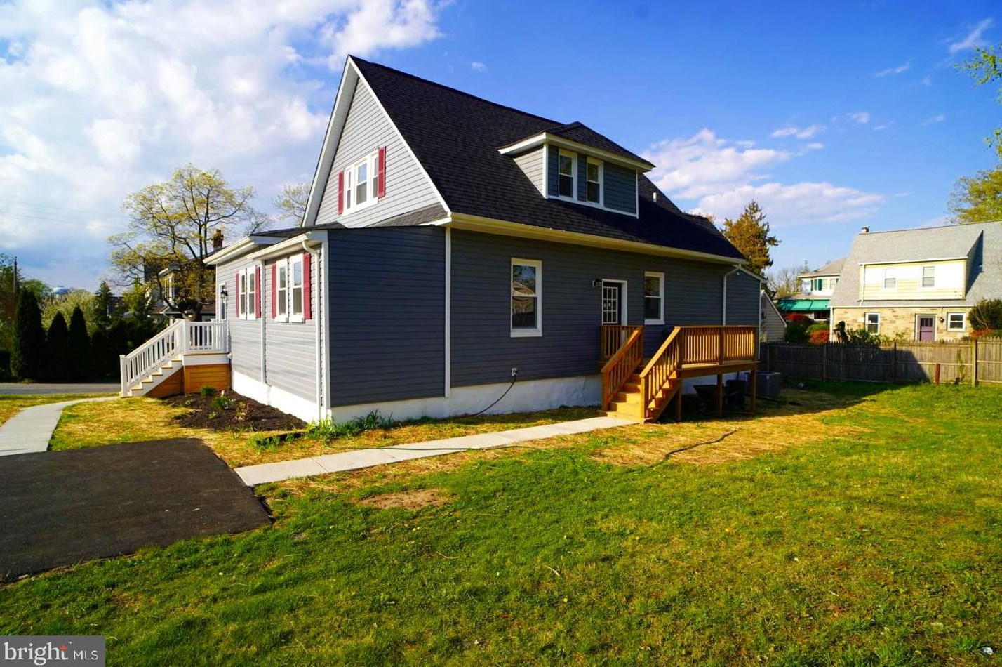 31 Delrey Ave, Baltimore, MD 21228-3422