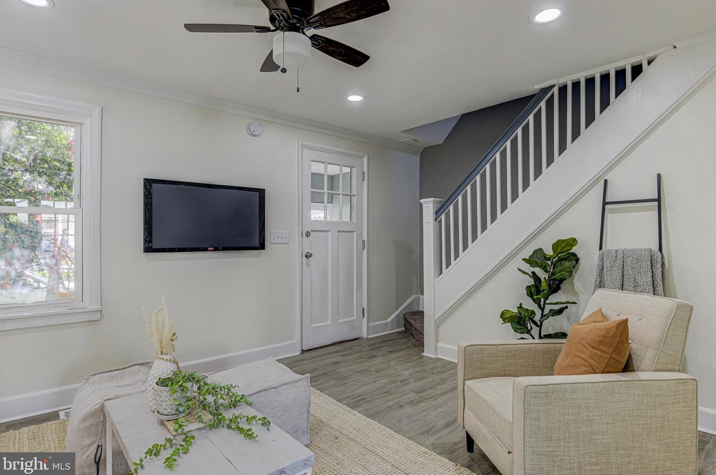 17 Dundalk Ave, Baltimore MD  21222-4222 exterior