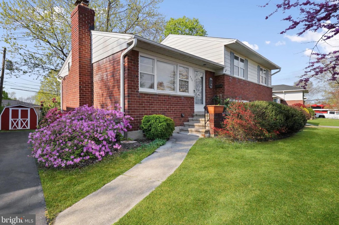 808 Seaword Rd, Baltimore, MD 21286-2916