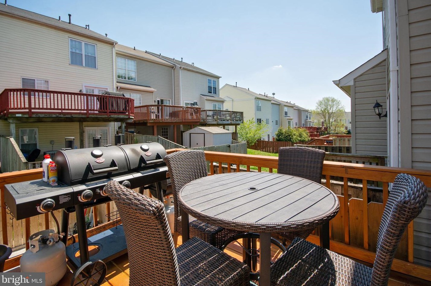 668 Lucky Leaf Cir, Baltimore, MD 21228-1787
