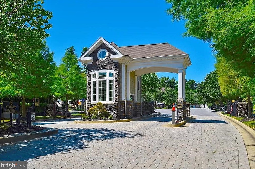 3000 Stone Cliff Dr, Baltimore MD  21209-3779 exterior