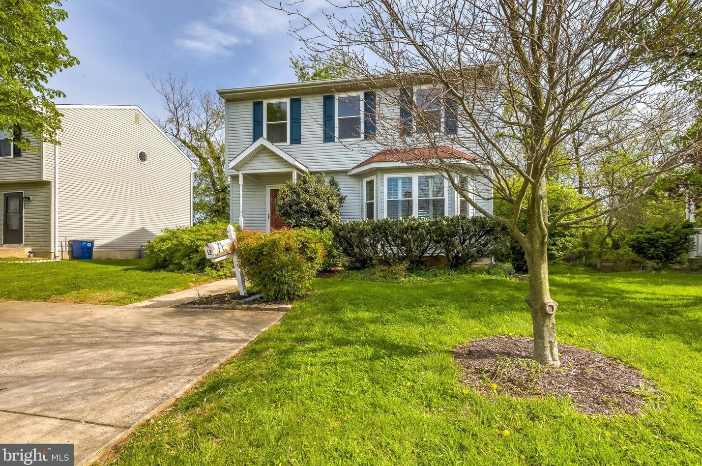 12 Ben Woods Ct, Baltimore, MD 21228-4662