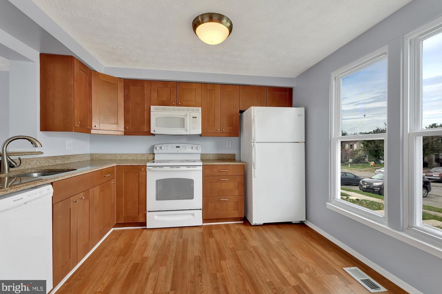 15 Rader Ct, Baltimore, MD 21234-3362