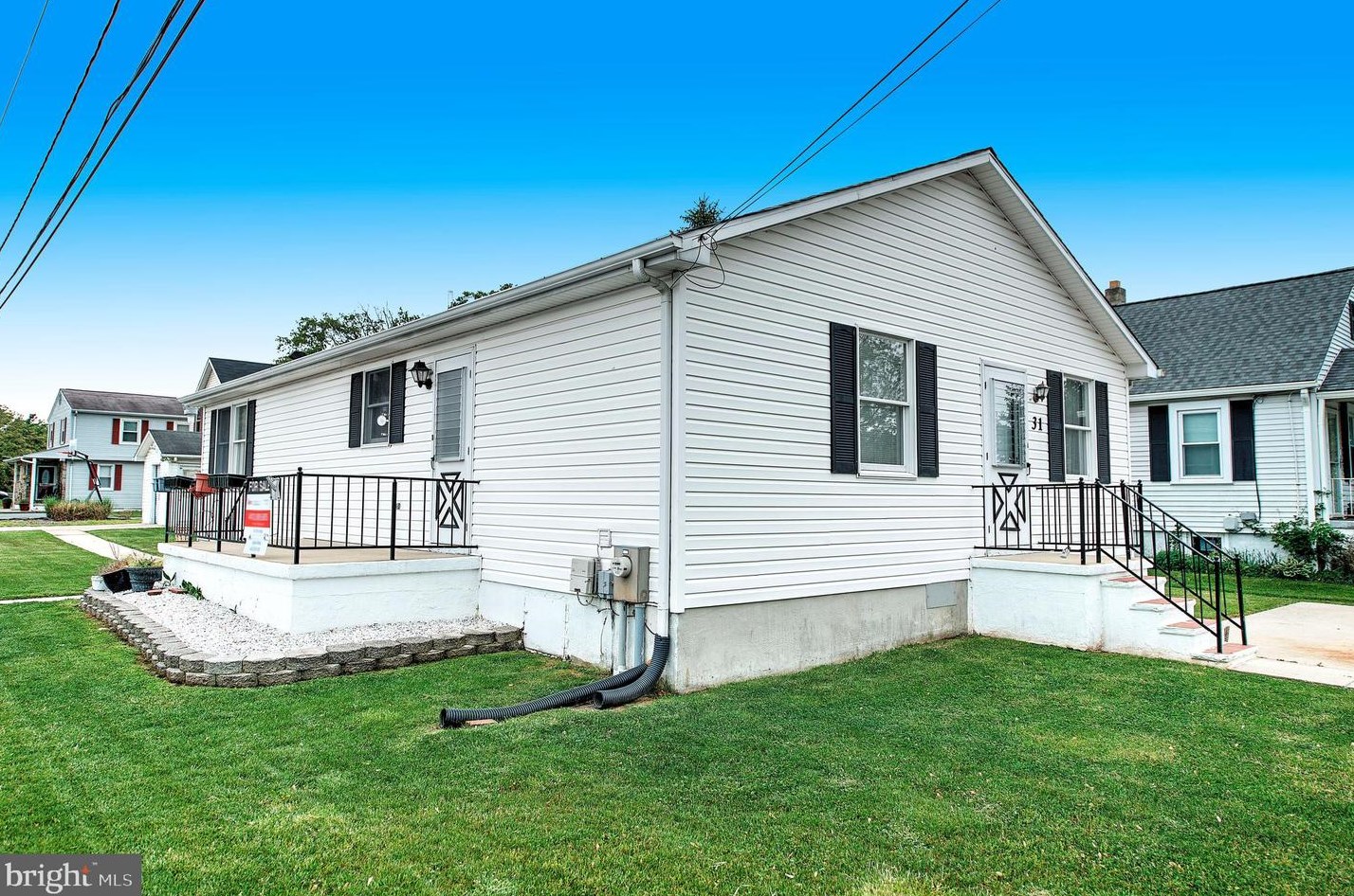 31 Cliffwood Rd, Baltimore, MD 21206-1403
