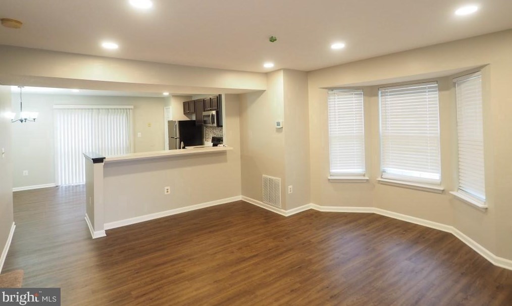 7424 Catterick Ct, Baltimore MD  21244-5600 exterior