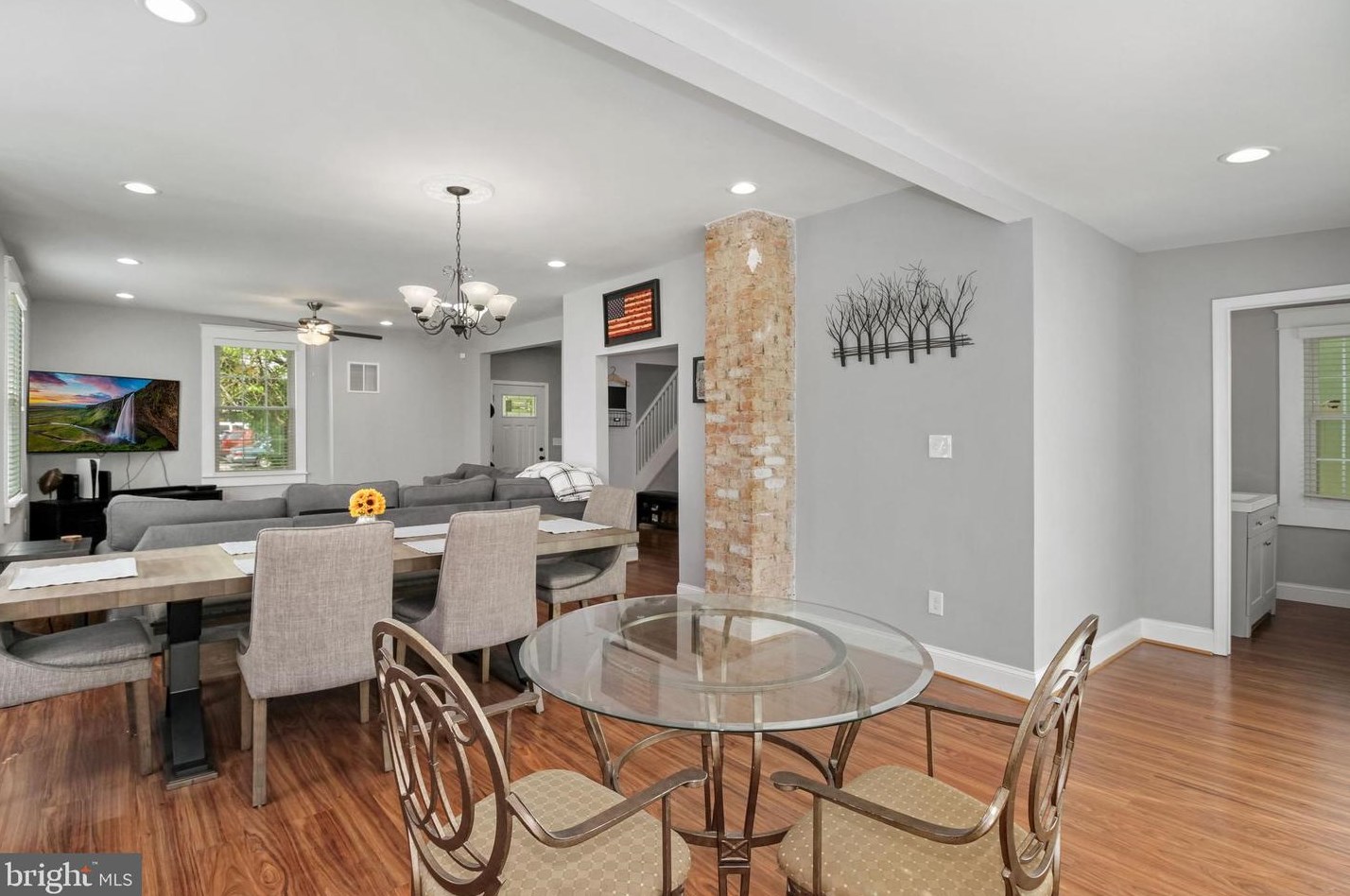 2807 Hammonds Ferry Rd, Baltimore MD  21227-3140 exterior