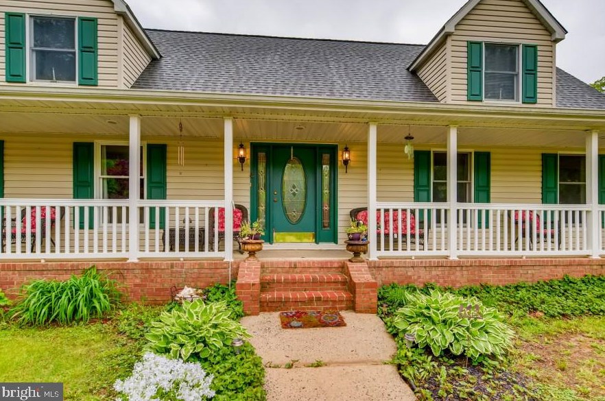 2231 Holly Neck Rd, Baltimore, MD 21221-2025