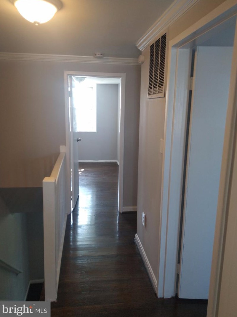 3158 Ryerson Cir, Baltimore MD  21227-4738 exterior