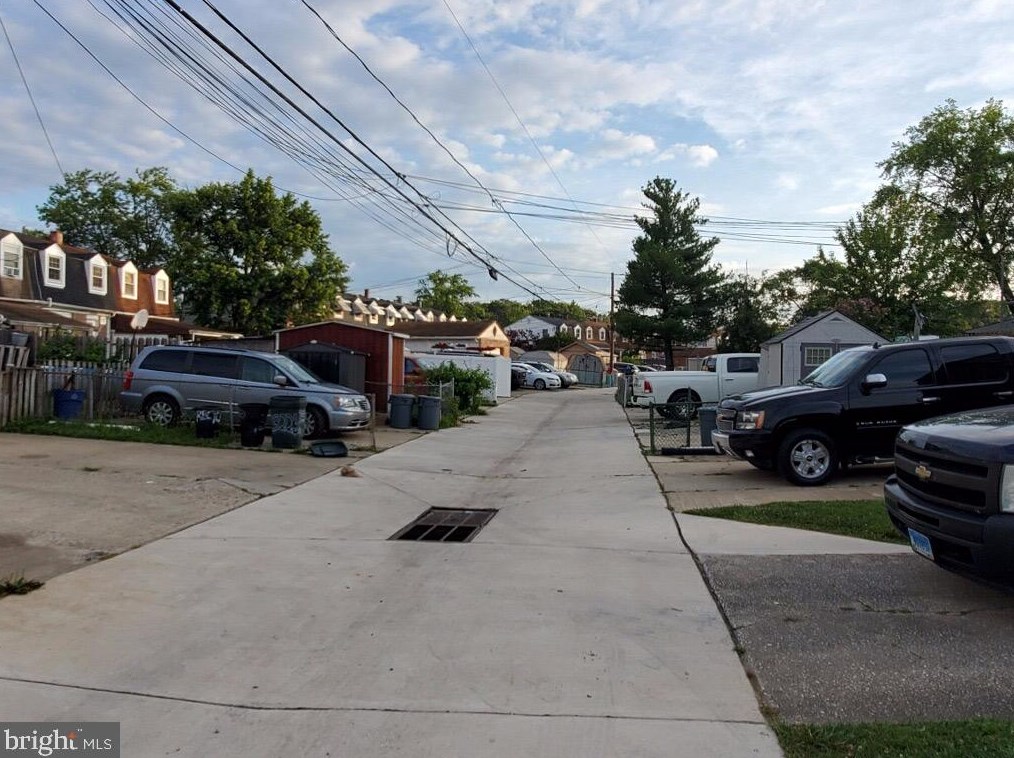 3158 Ryerson Cir, Baltimore MD  21227-4738 exterior