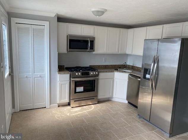 3158 Ryerson Cir, Baltimore MD  21227-4738 exterior