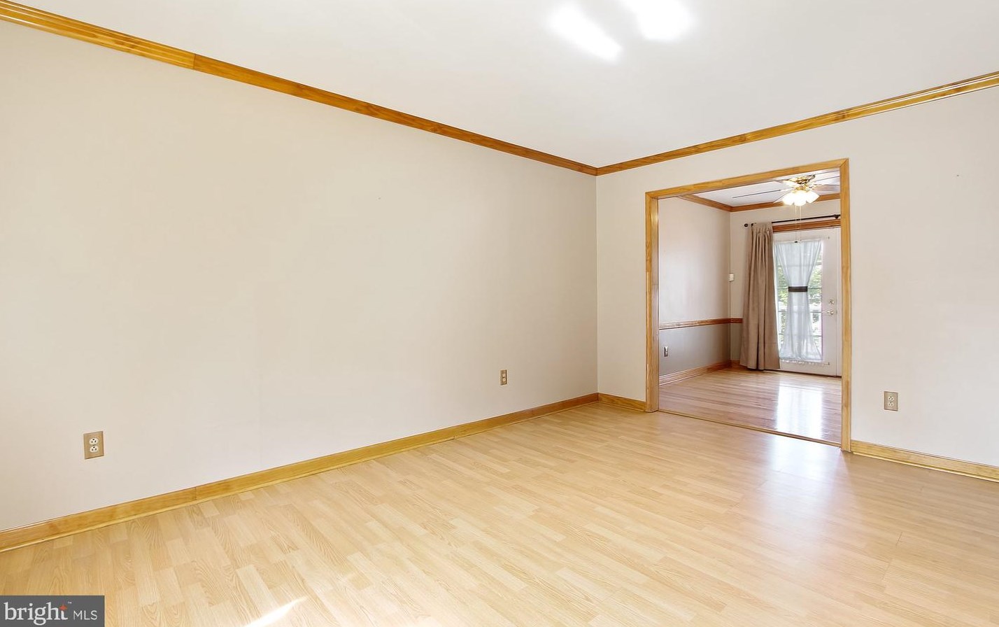 8 Holly Springs Ct, Baltimore, MD 21236-3917