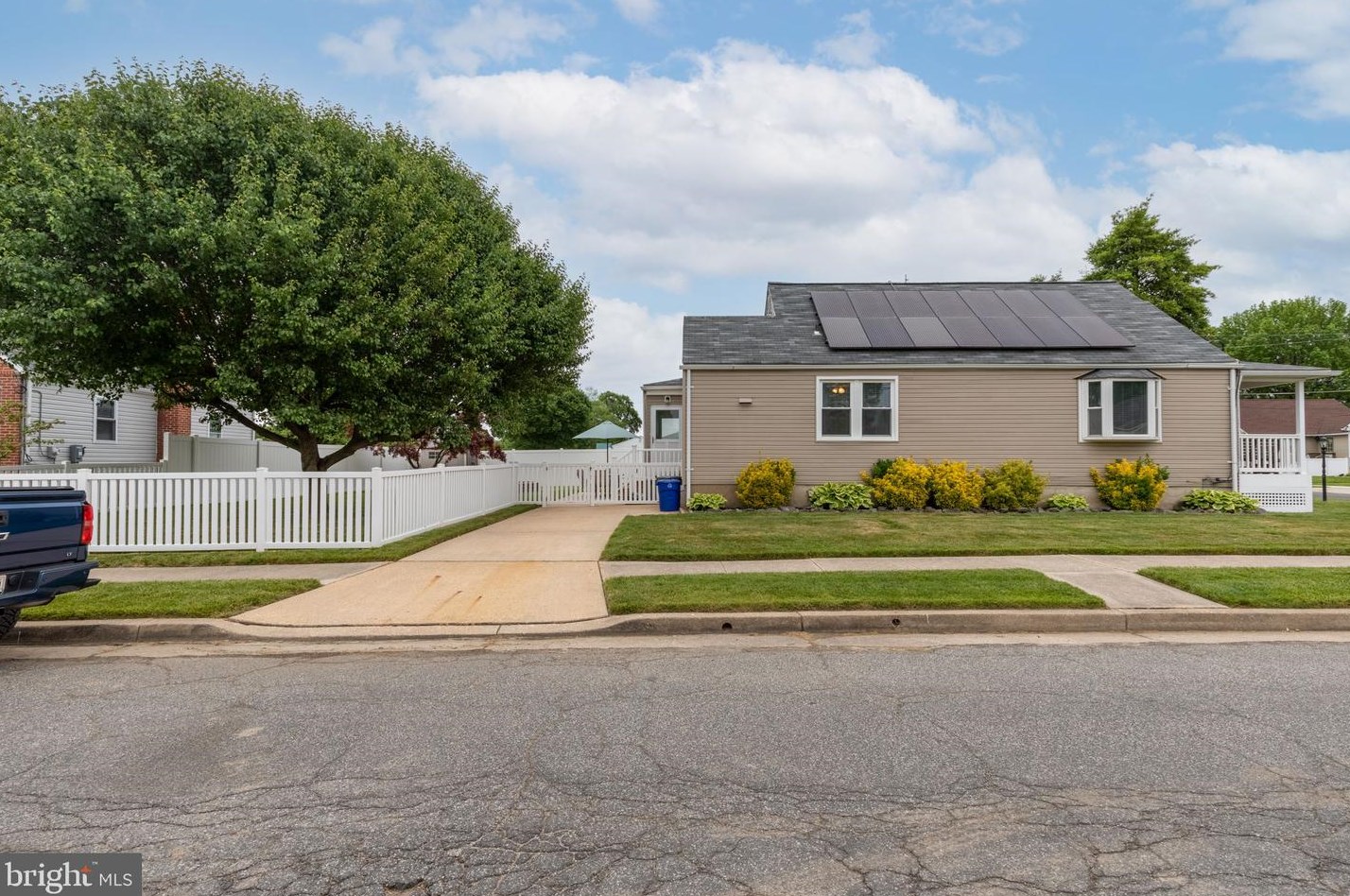 600 Seena Rd, Baltimore, MD 21221-6841