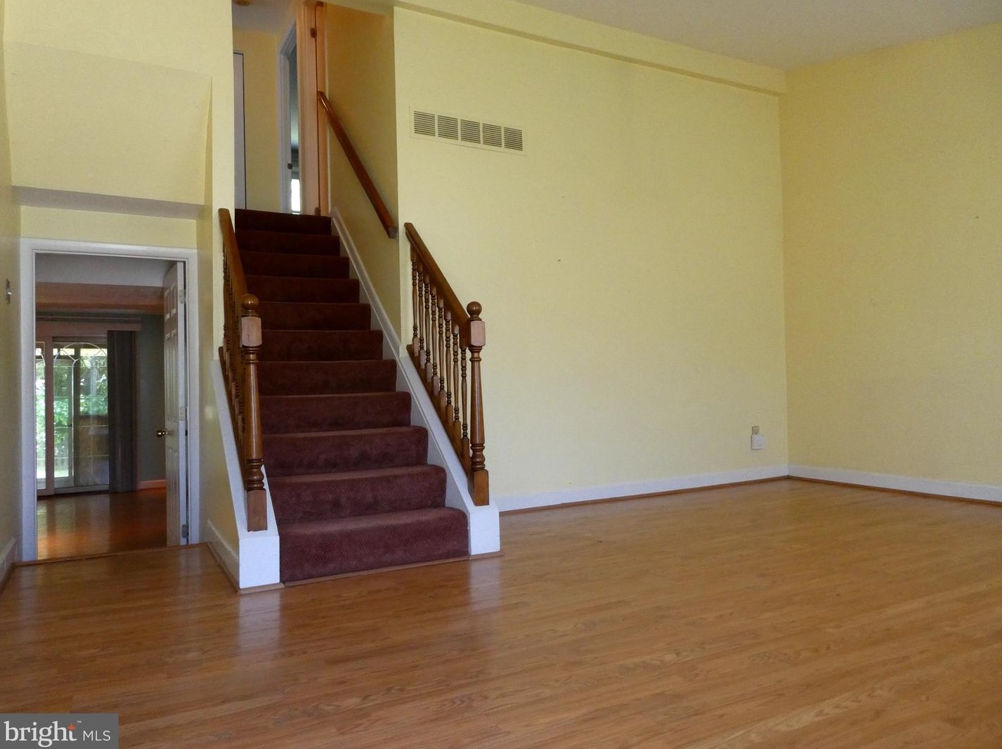 9328 Beowulf Cir, Baltimore, MD 21237-4516