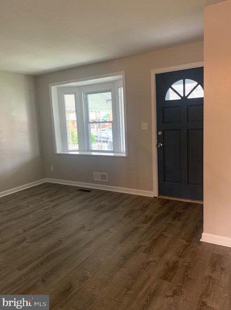 712 Middlesex Rd, Baltimore, MD 21221