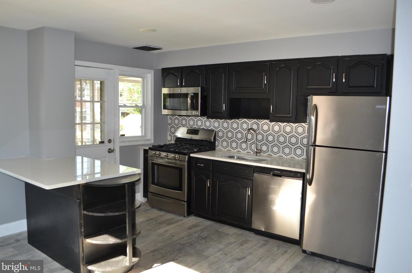7448 Durwood Rd, Baltimore, MD 21222