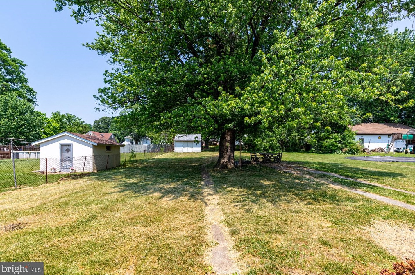 346 Nicholson Rd, Baltimore, MD 21221-6608
